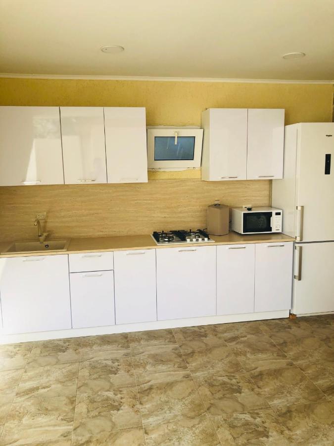 Гостевой Дом "Ласточкино Гнездо" Gantiadi Exterior foto